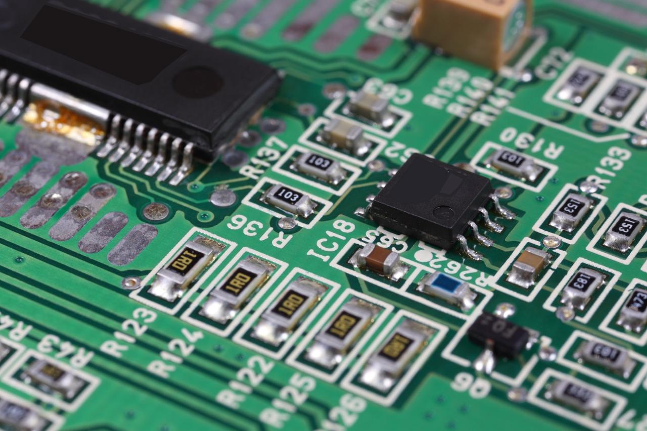 ‘An Act of War’: Inside America’s Silicon Blockade Against China - The ... Chip iphone